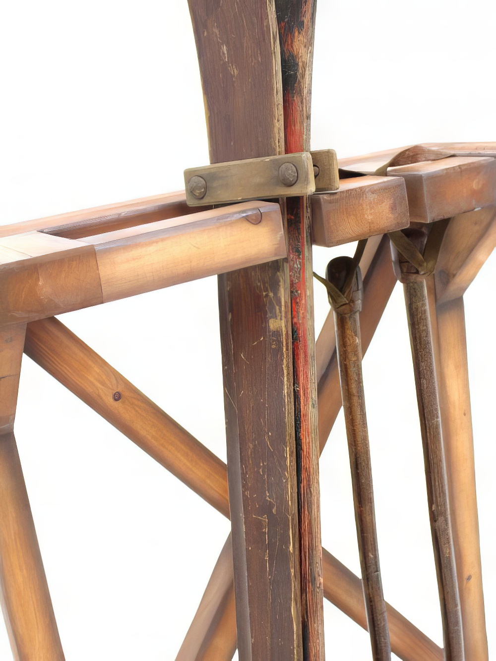 ALP13_Vintage_Ski_Rack_event_prop_hire_0015_DD477_optimised.jpg