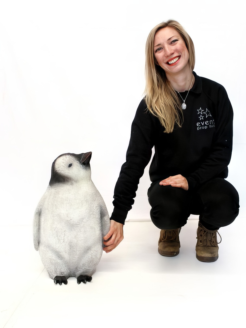 AML142_Baby_Penguin_-_Tall_event_prop_hire_0017AML143_Baby_Penguin_-_Small_event_prop_hire_0015DD_075_copy.jpg
