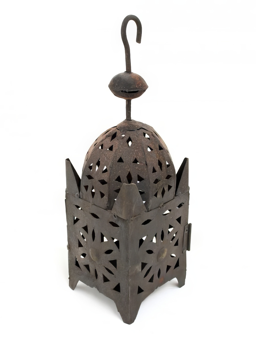 ARA31_Arabian_tin_small_metal_black_rusted_lantern_event_prop_hire.jpg