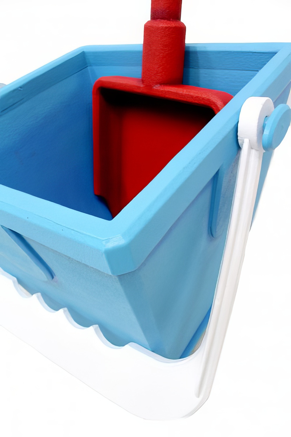 ATS96_Giant_Bucketand_amp_Spade_event_prop_hire_0030_DD036_copy.jpg