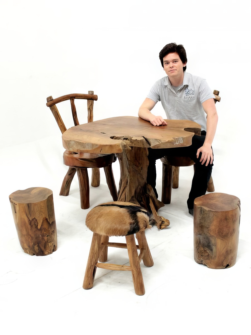 Apres-Ski-Large-Trunk-Slice-Table-01.jpg