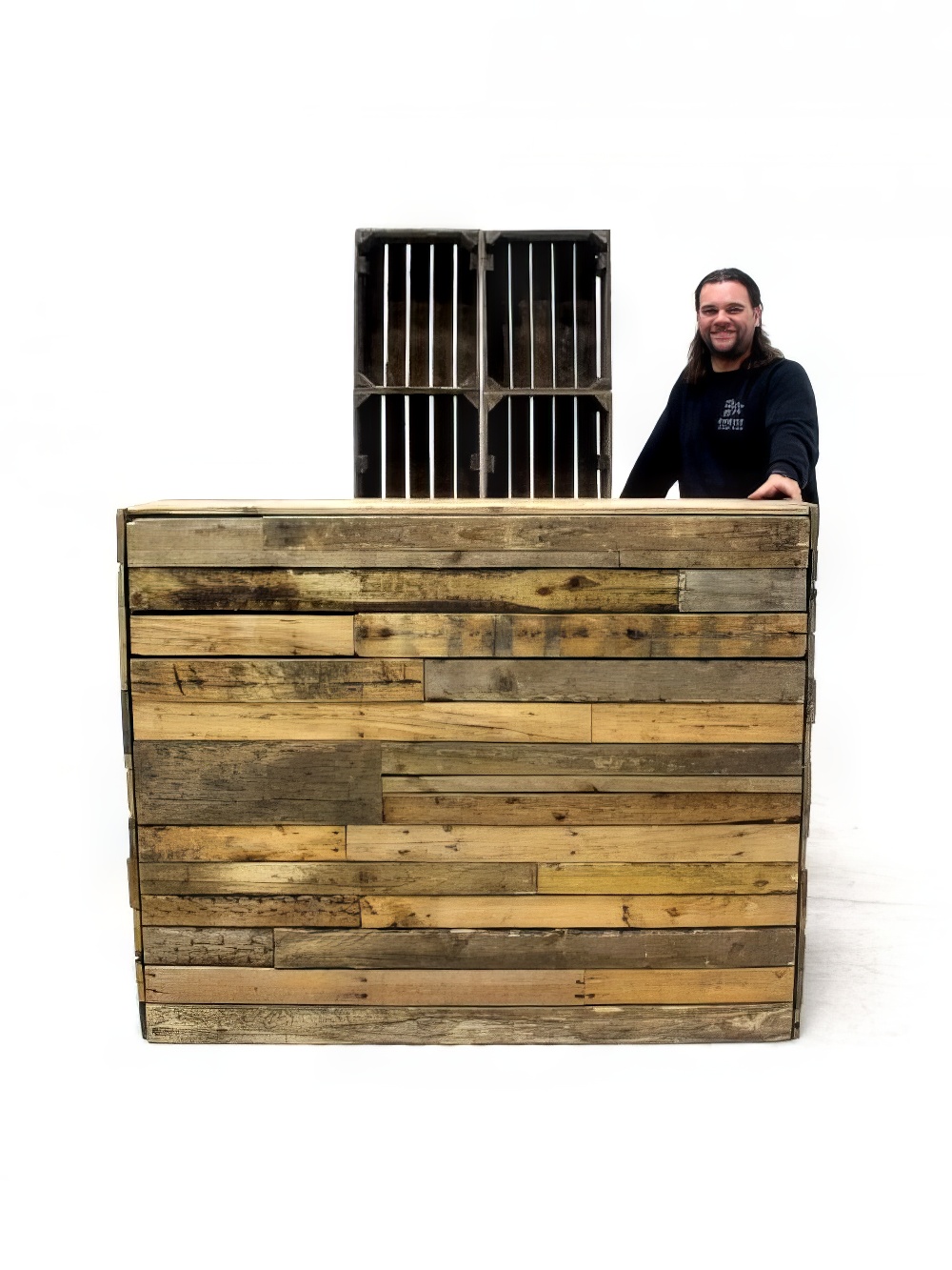 BAR72_SN2239_Pallet_Bar_Single_Crate_Back_Bar_event_prop_hire_0061LG_693_copy.jpg
