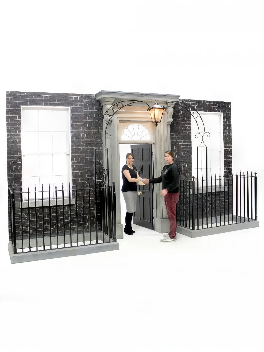 BRT29_no_10_downing_street_2_entranceway_event_prop_hire_optimised.jpg