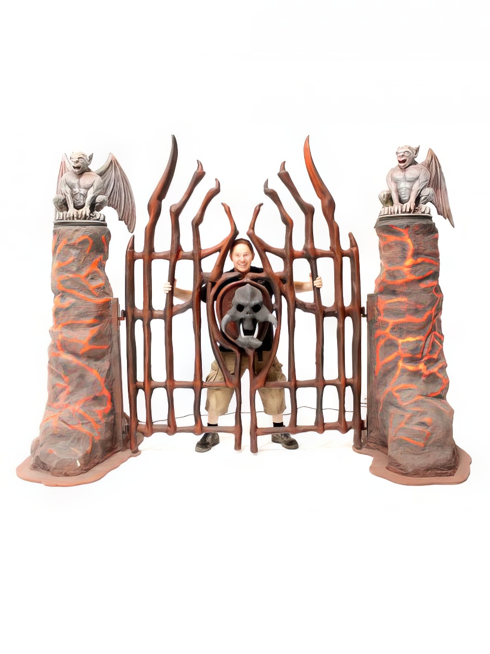 ENT63_gates_of_hell_with_demon_gargoyles_entranceway_2_event_prop_hire_optimised.jpg