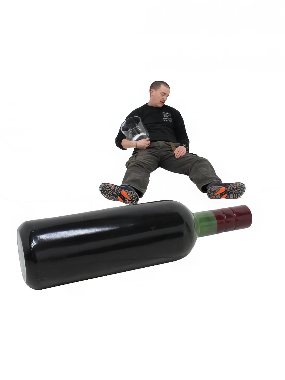 FAD29_Giant_Wine_Bottle_Event_prop_hire_4.jpg