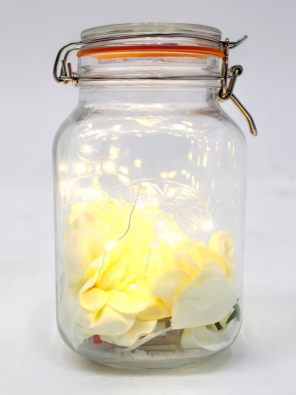 FIL117_Large_Preserves_Jar_event_prop_hire_0076_DD767_copy_optimised.jpg