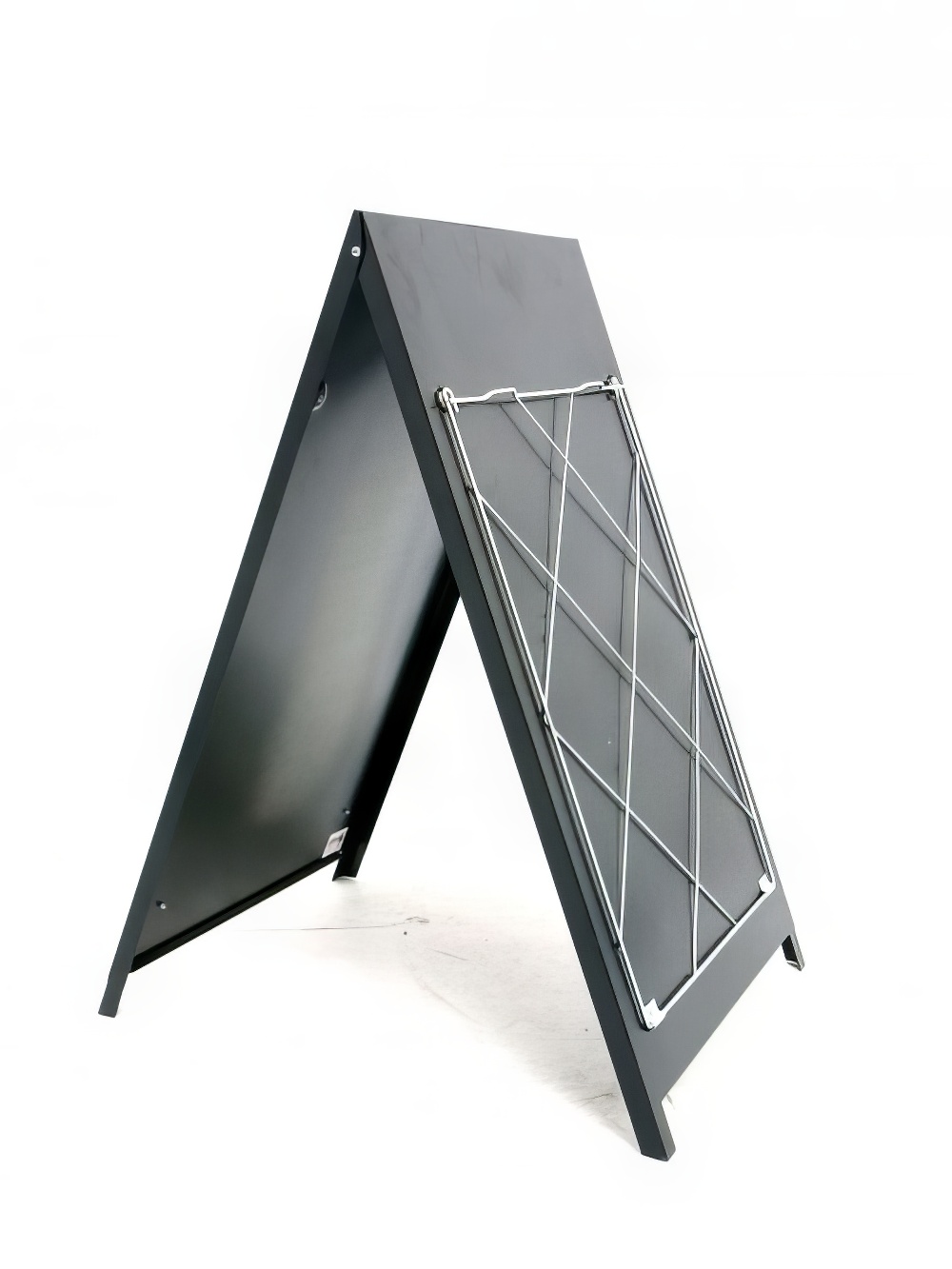 FIL143_Traditional_Newspaper_Stand_-_Blackevent_prop_hire_LG_1105_copy.jpg