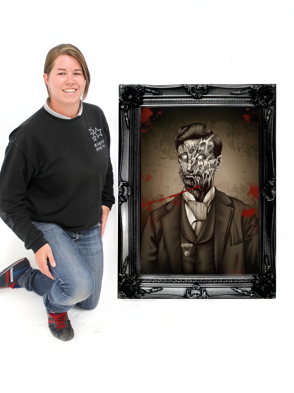FRM30_Gothic_horror_halloween_frame_with_picture_portrait_event_prop_hire_optimised.jpg