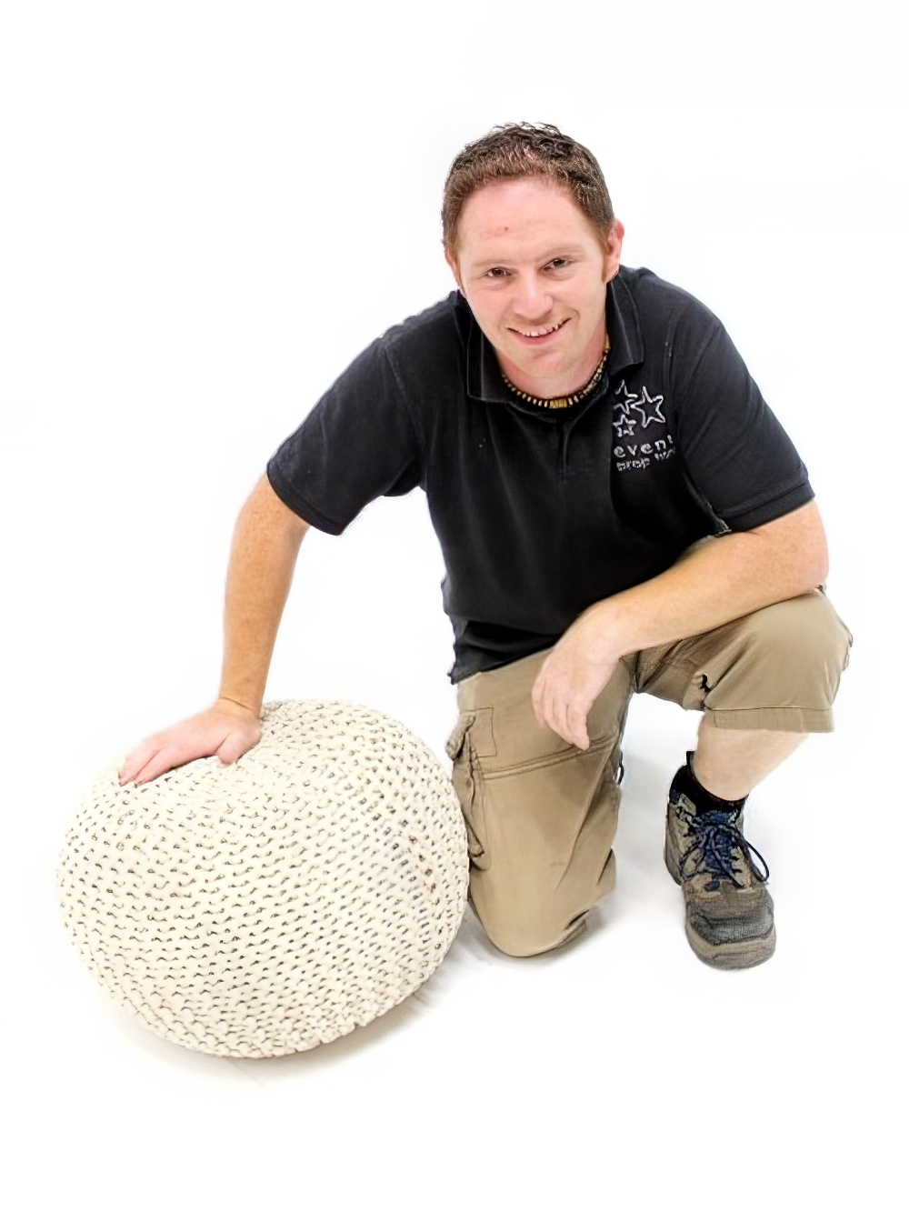 FUR288_rope_effect_pebble_pouffe_rope_balls_event_prop_hire_optimised.jpg