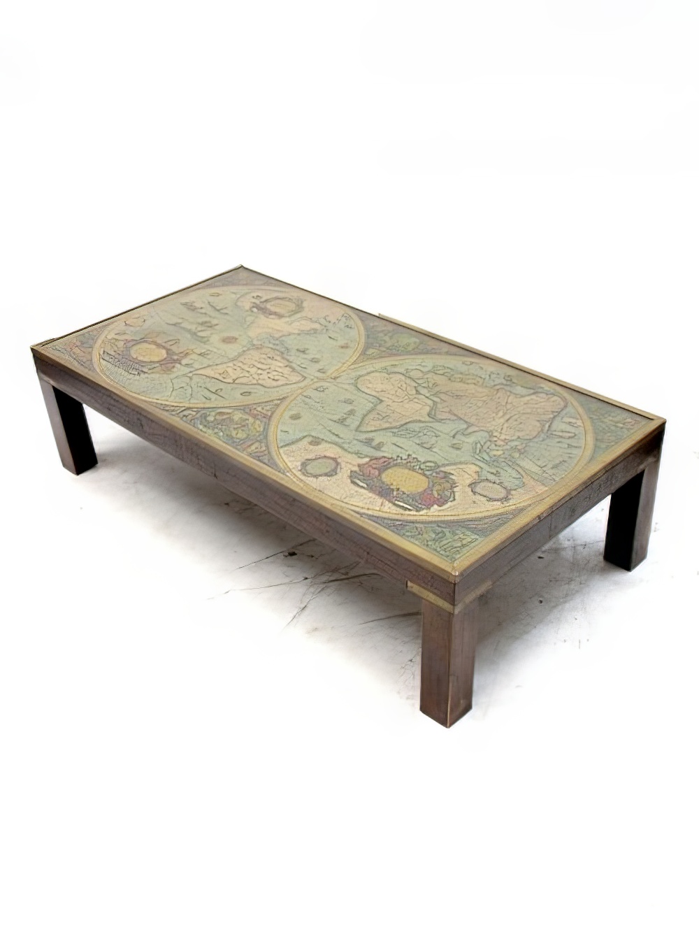 FUR303_Large_Atlas_Map_Tablevintage_atlas_print_map_table_4_event_prop_hire_optimised.jpg