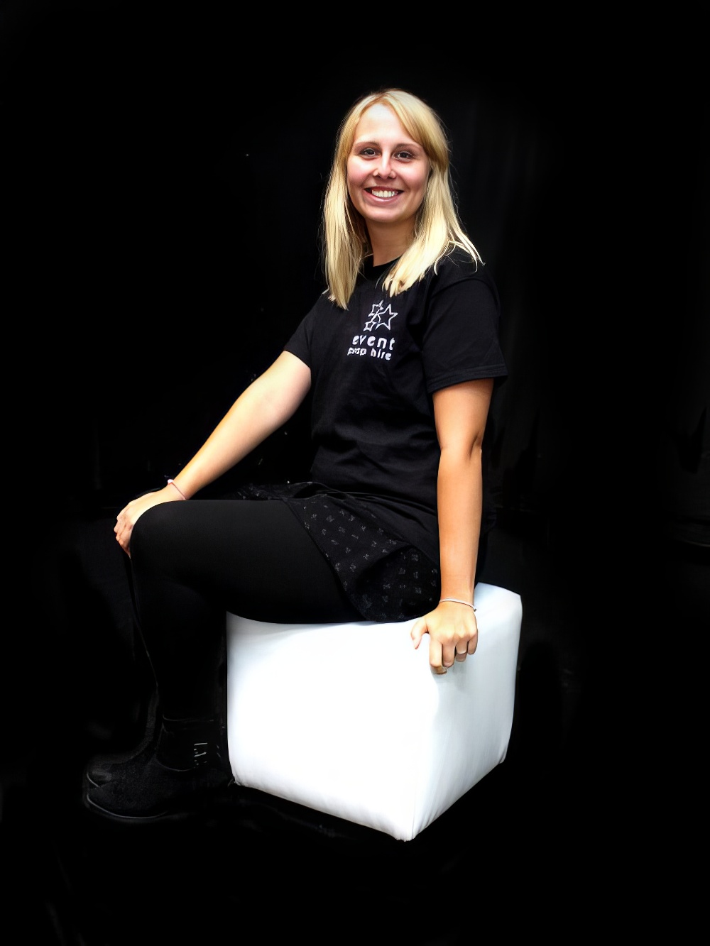 FUR80_White_Cube_Single_Seater_event_prop_hire_0005LG_070_copy.jpg