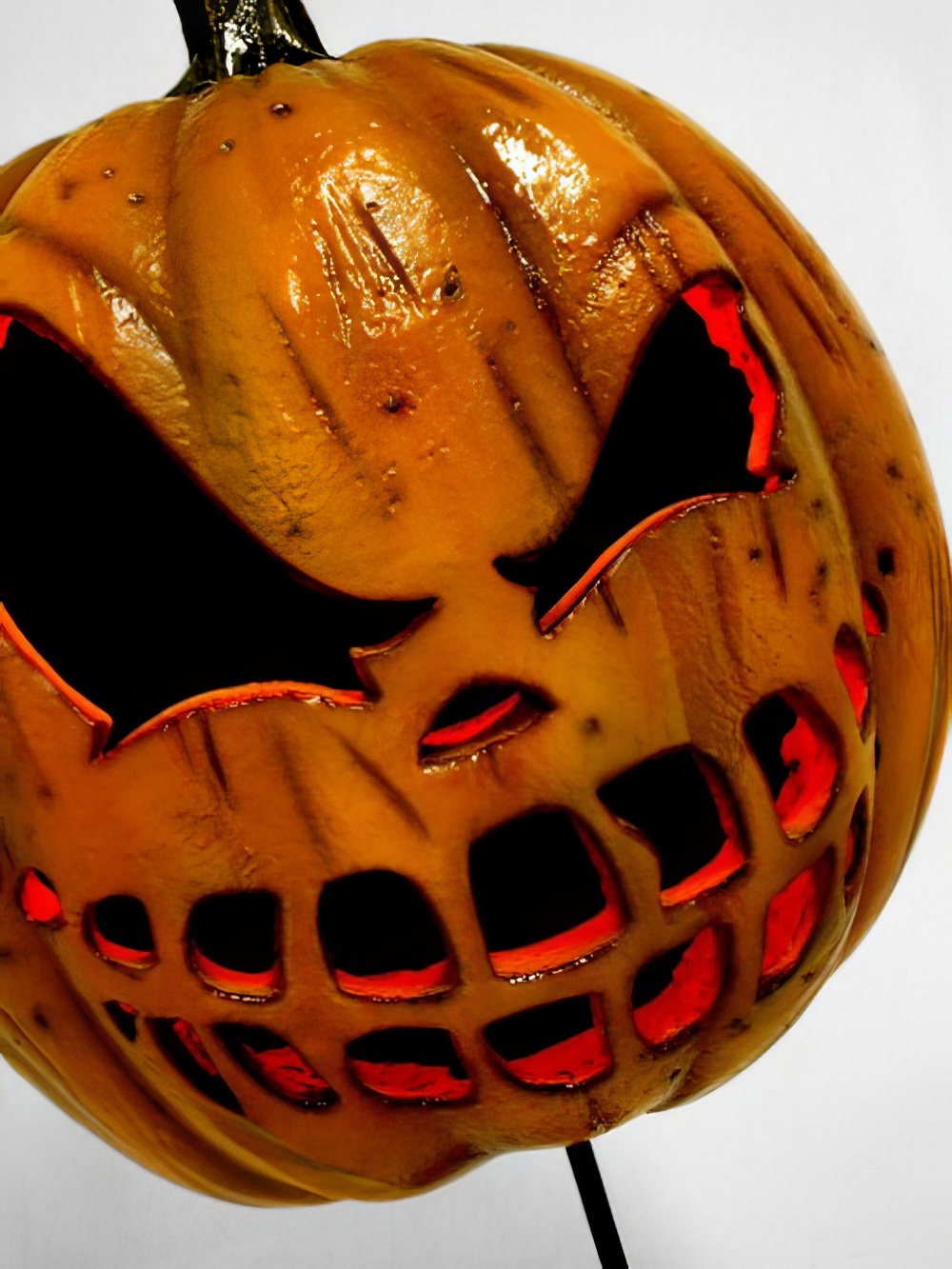 HLW72_evil_pumpkin_5_-_event_prop_hire_optimised.jpg