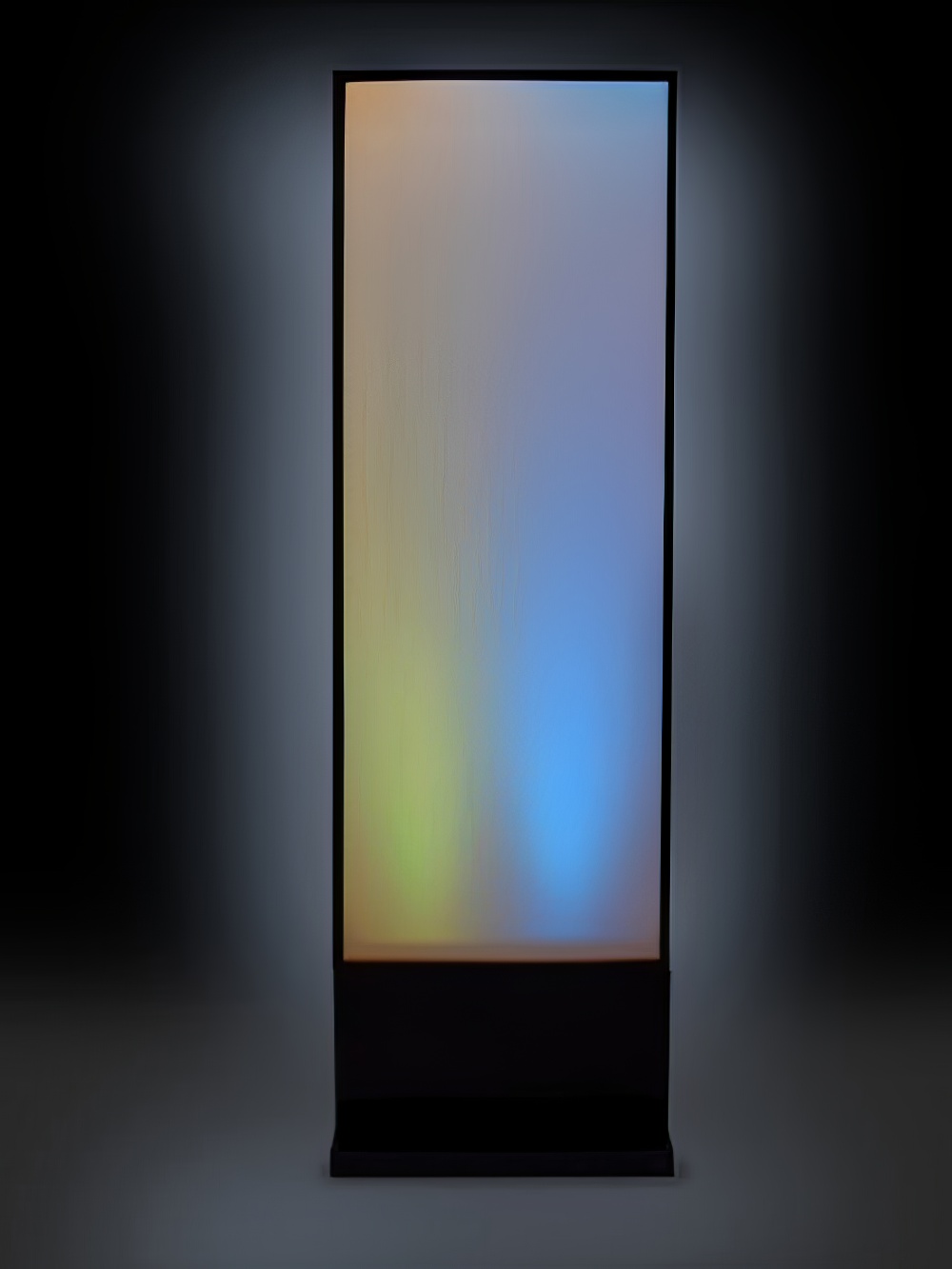 LE32_Obelisk_Light_Box_event_prop_hire_00091_Obelisk_Colour_Green-Blue_copy_optimised.jpg