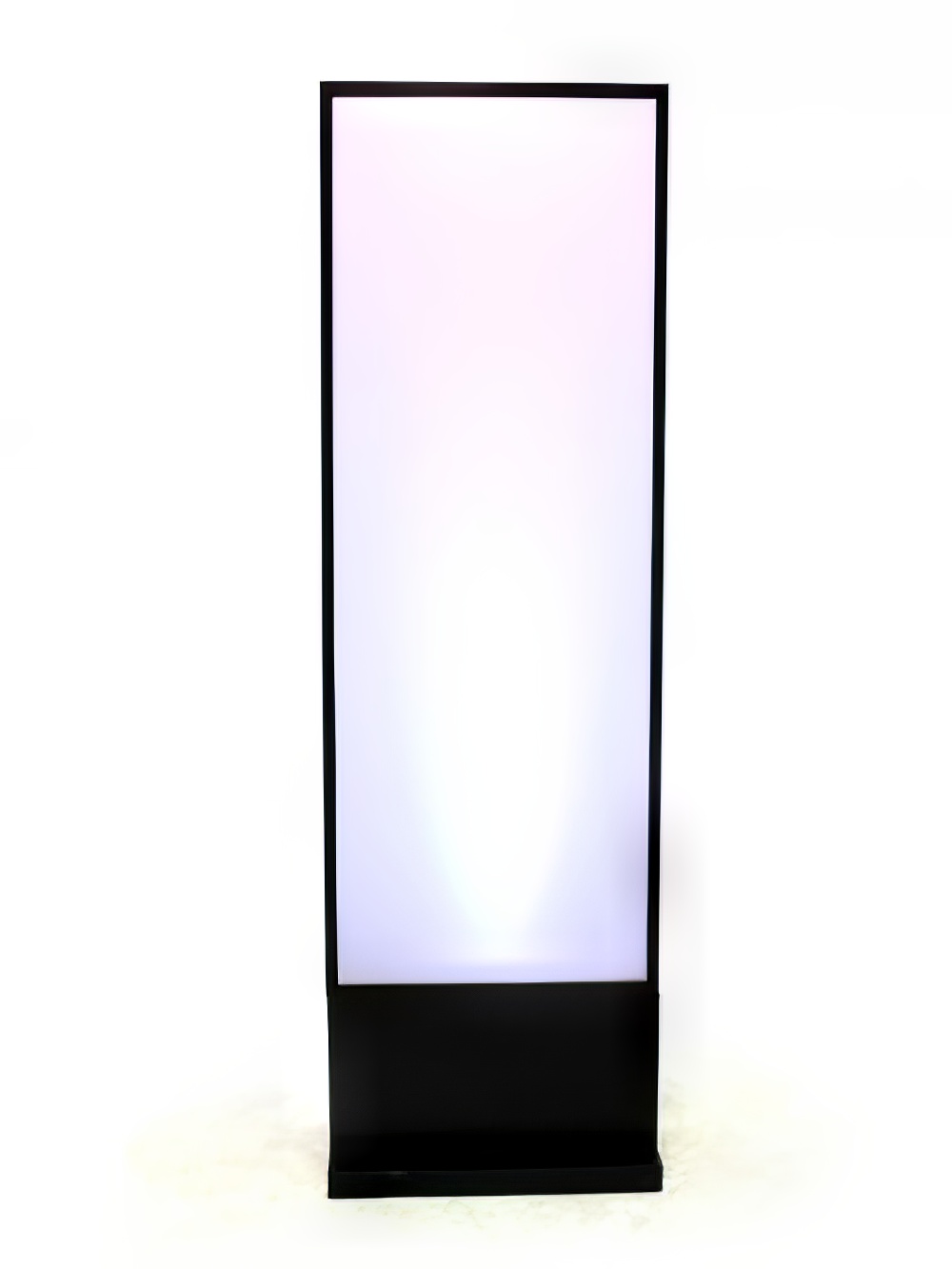 LE32_Obelisk_Light_Box_event_prop_hire_0025SW_311_copy_optimised.jpg