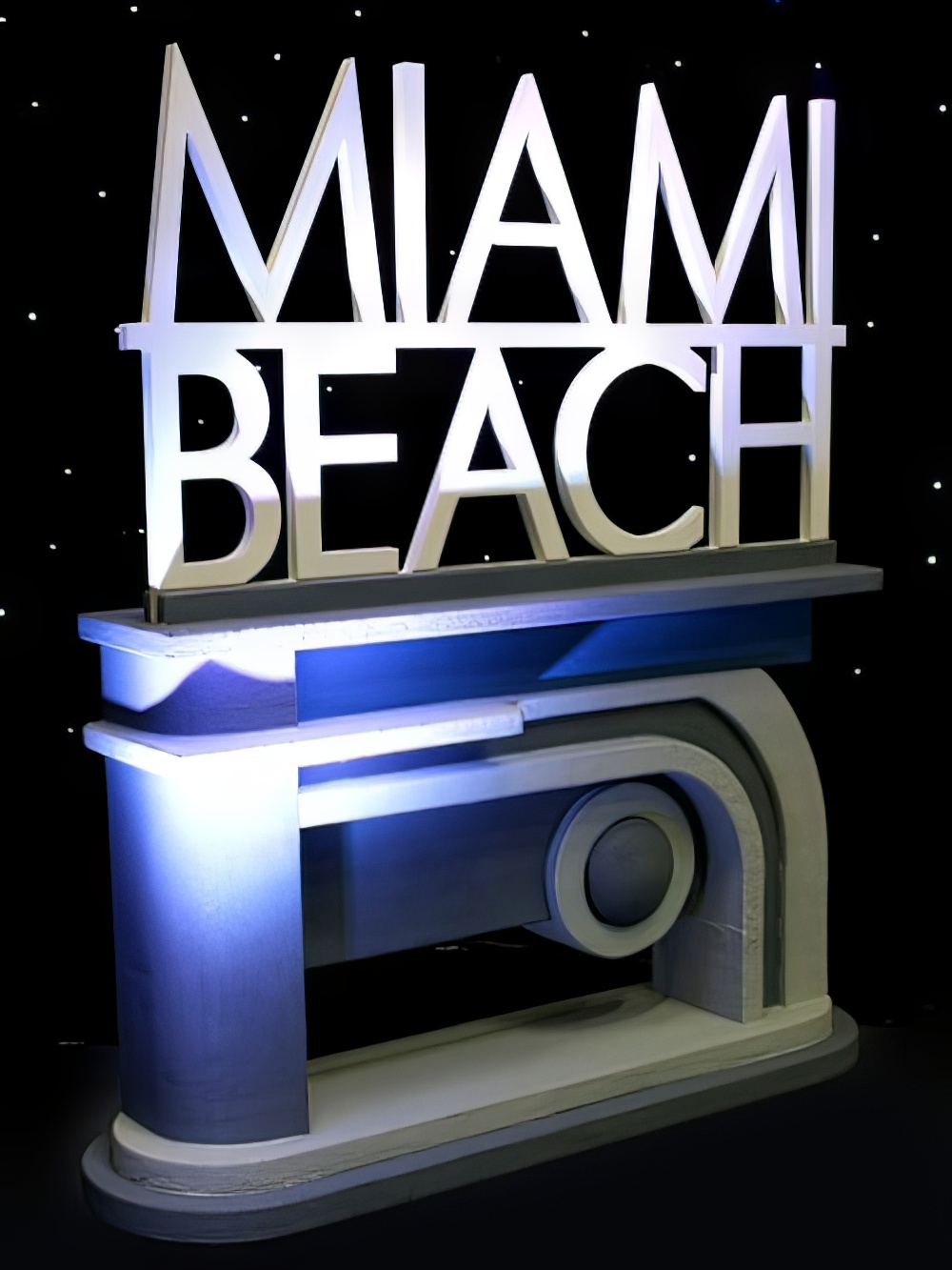 SCN216_Miami_Beach_Sign_6_event_prop_hire.jpg
