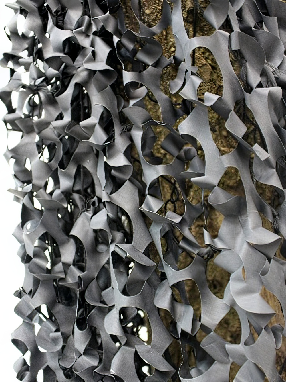 SCN82_Black_Camouflage_Netting_event_prop_hire_0031SW_380_copy_optimised.jpg