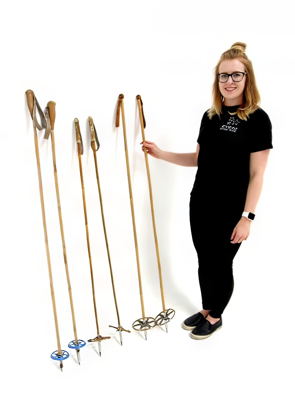 SN1561_Set_of_Vintage_Ski_Polesevent_prop_hire_LG_1439_copy.jpg