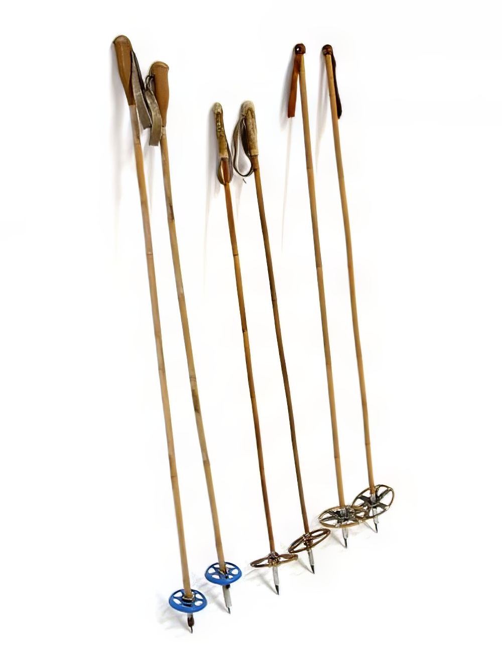 SN1561_Set_of_Vintage_Ski_Polesevent_prop_hire_LG_1441_copy.jpg