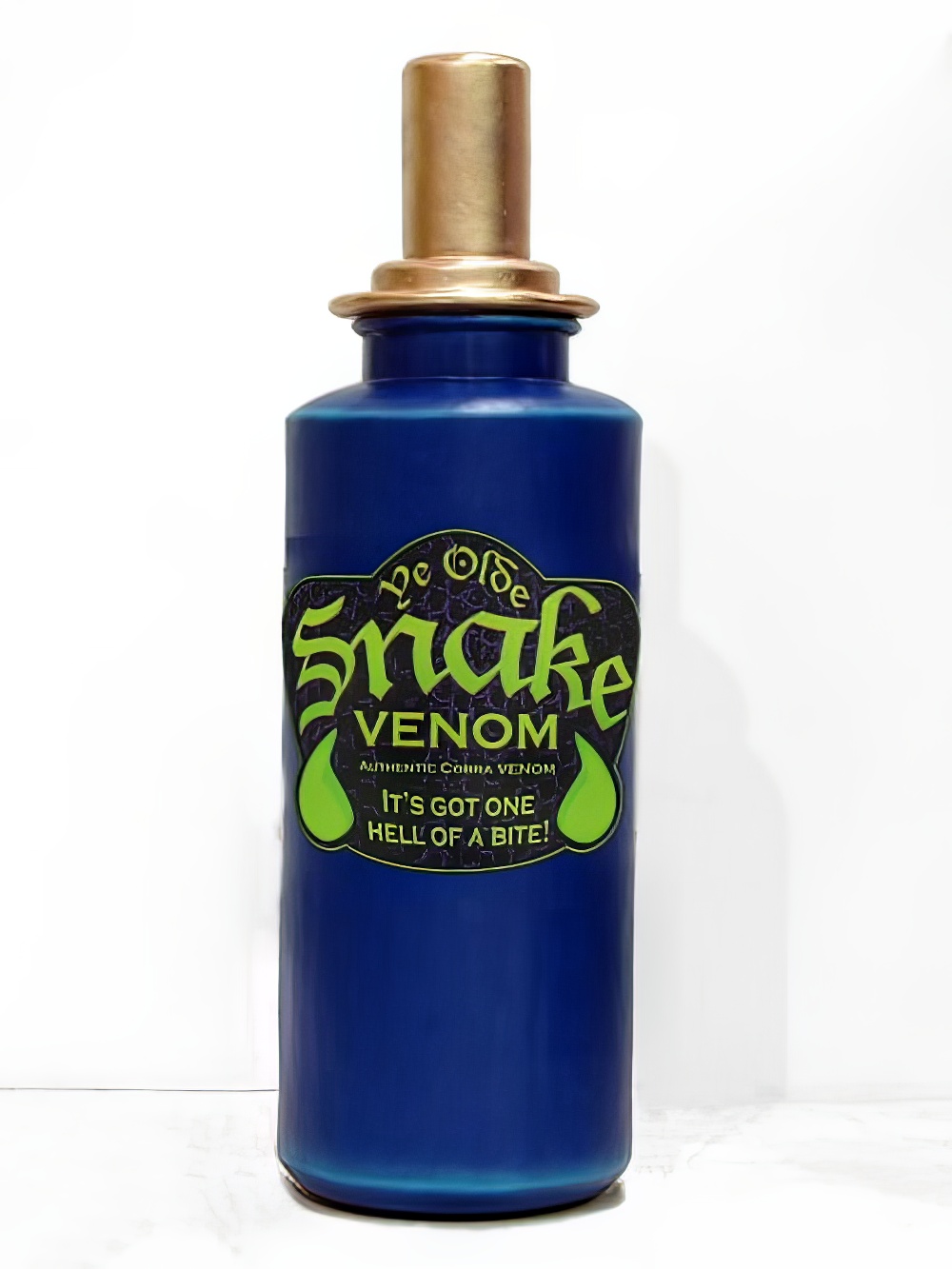 SN1571_Snake_Venom_Potion_Bottle_event_prop_hire_0037_DD265_high_res_optimised.jpg
