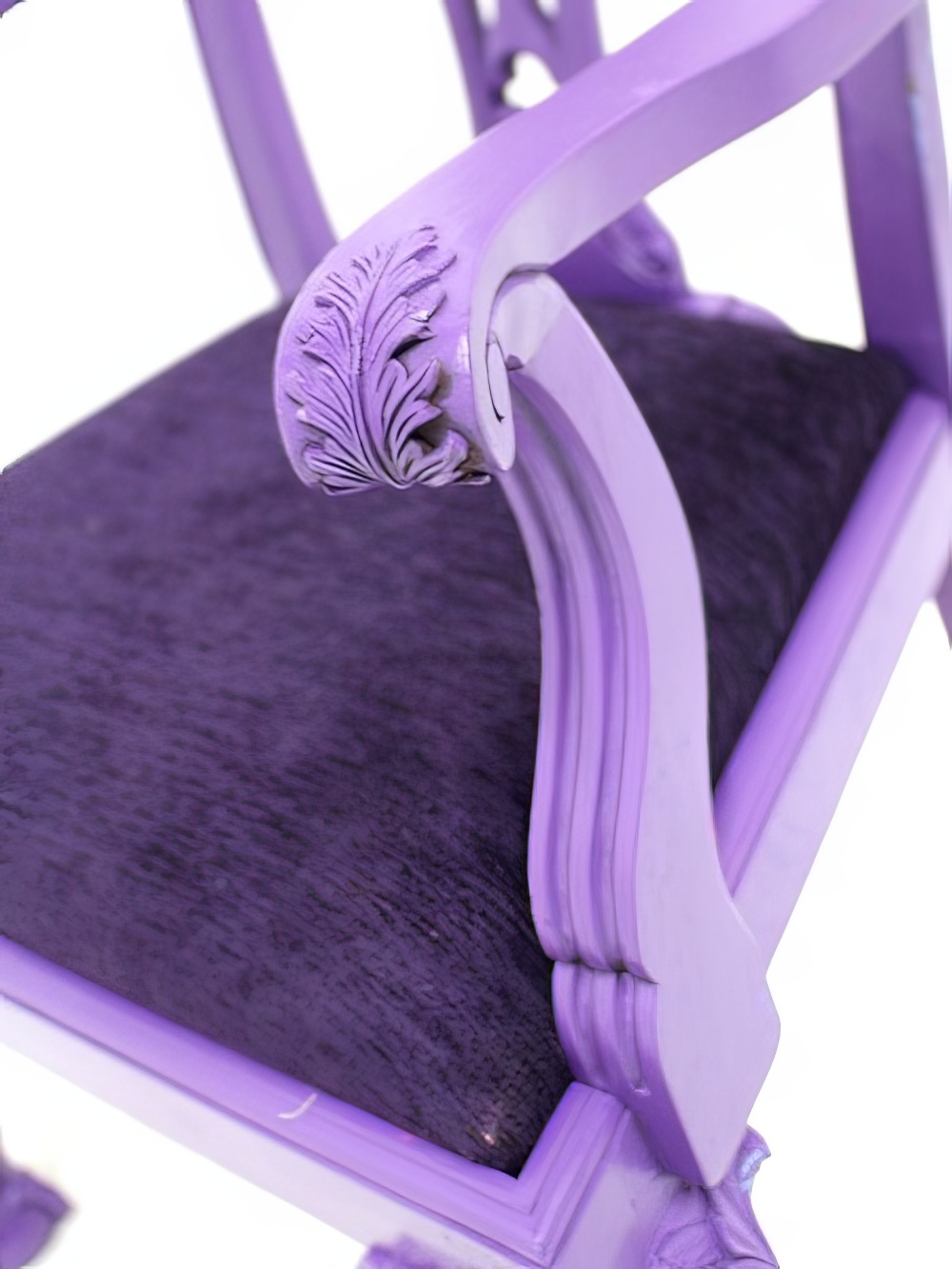 SN1613_Ornate_Childs_Chair_-_Purple_event_prop_hire_0003_DD517_optimised.jpg