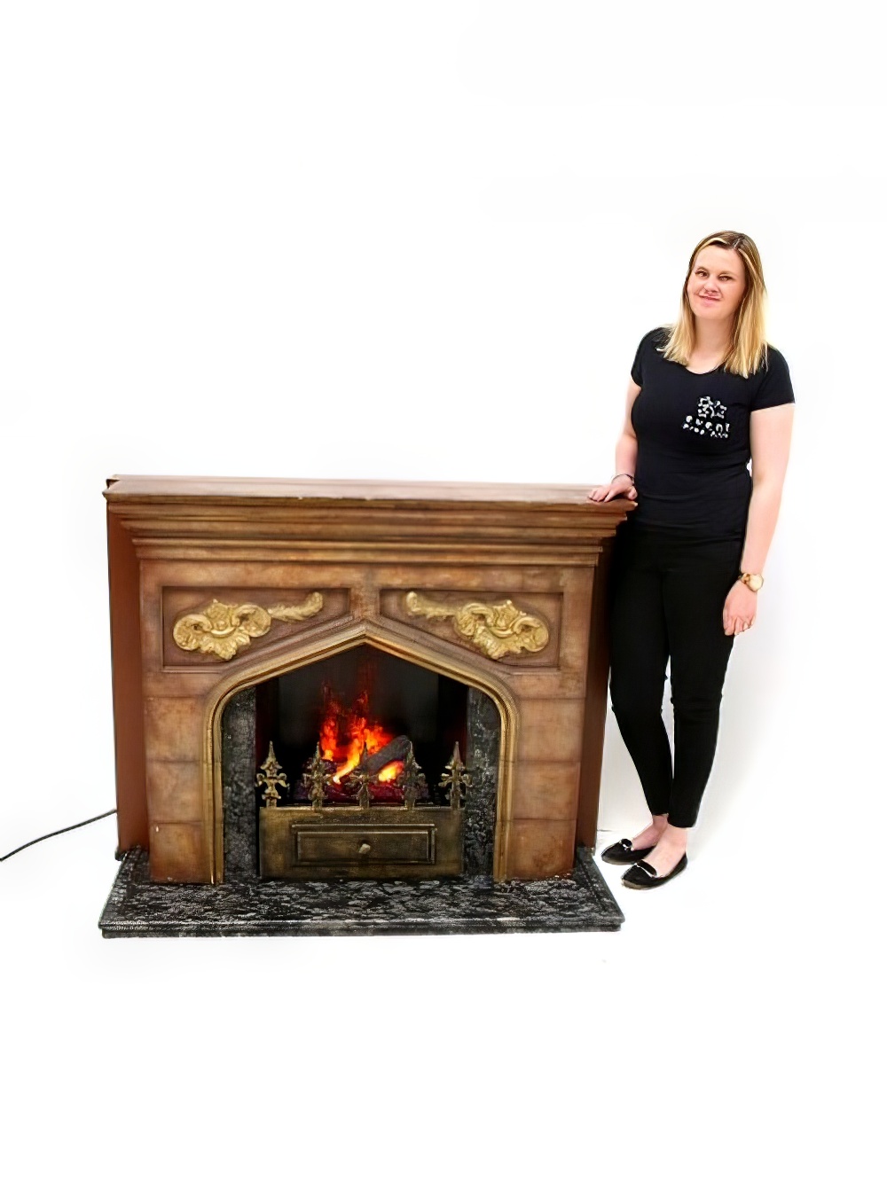 SN1648_Small_Fireplace_2event_prop_hire_LG_1065_copy.jpg