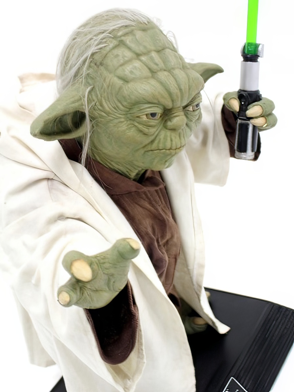 SN1791_Life-size_Yoda_3D_Model_event_prop_hire_0036IMG_0090_copy_optimised.jpg
