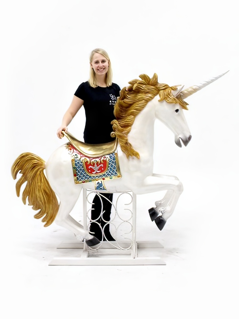 SN1880_Fairytale_Unicorn_event_prop_hire_0066IMG_0690_copy_optimised.jpg