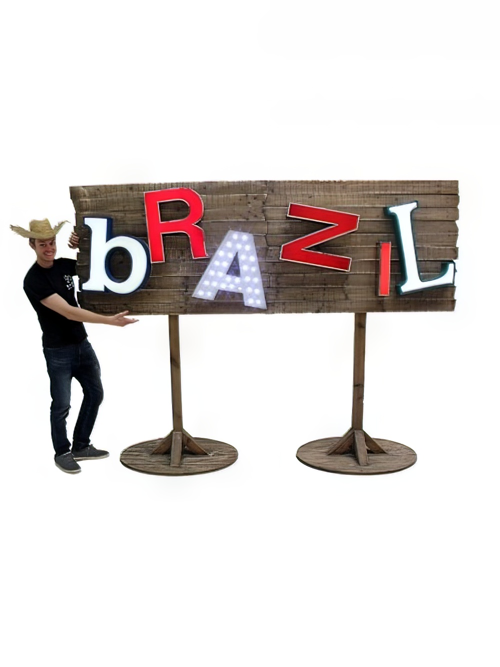 SN1892_Illuminated_Brazil_Letters_event_prop_hire_0014IMG_2532_copy_optimised.jpg