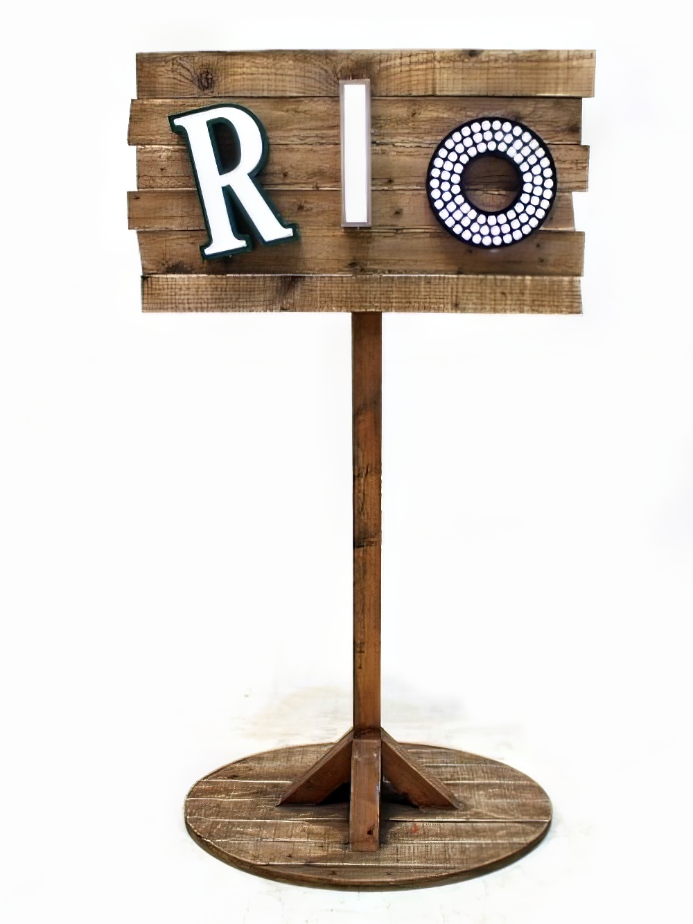 SN1893_Illuminated_RIO_Letters_event_prop_hire_0003SW_315_copy_optimised.jpg