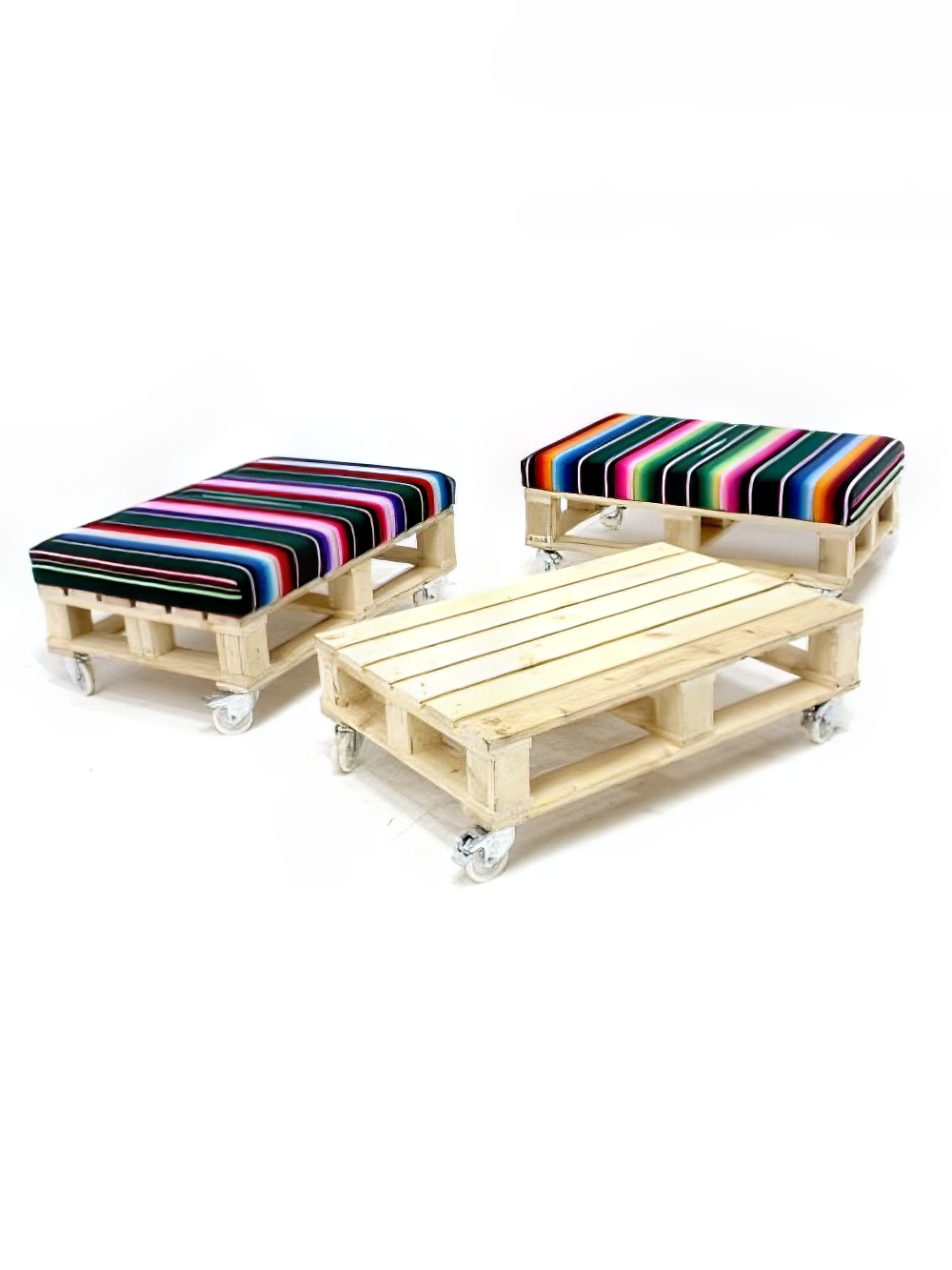 SN1946SN1947_Carnival_Pallet_BenchCoffee_Table_event_prop_hire_0089IMG_0727_copy_optimised.jpg