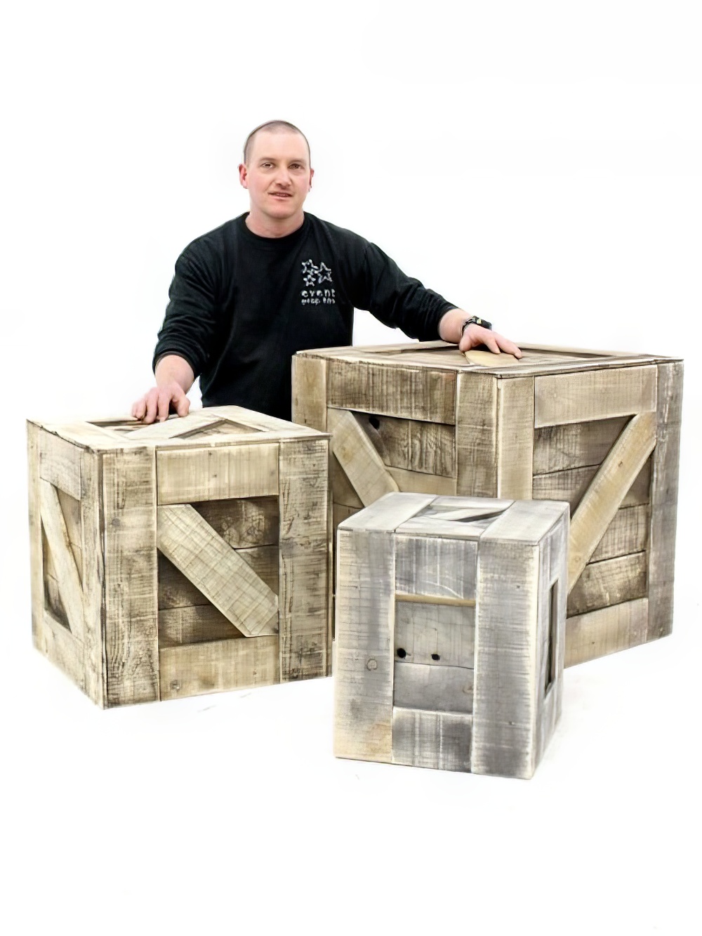 SN1953_Crate_set_of_3_event_prop_hire_0014_DD615_copy_optimised.jpg