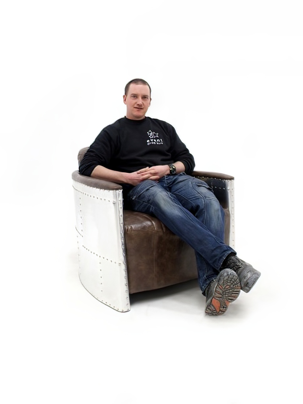SN2010_Aluminium_Club_Armchair_event_prop_hire_0033SW_058_copy_optimised