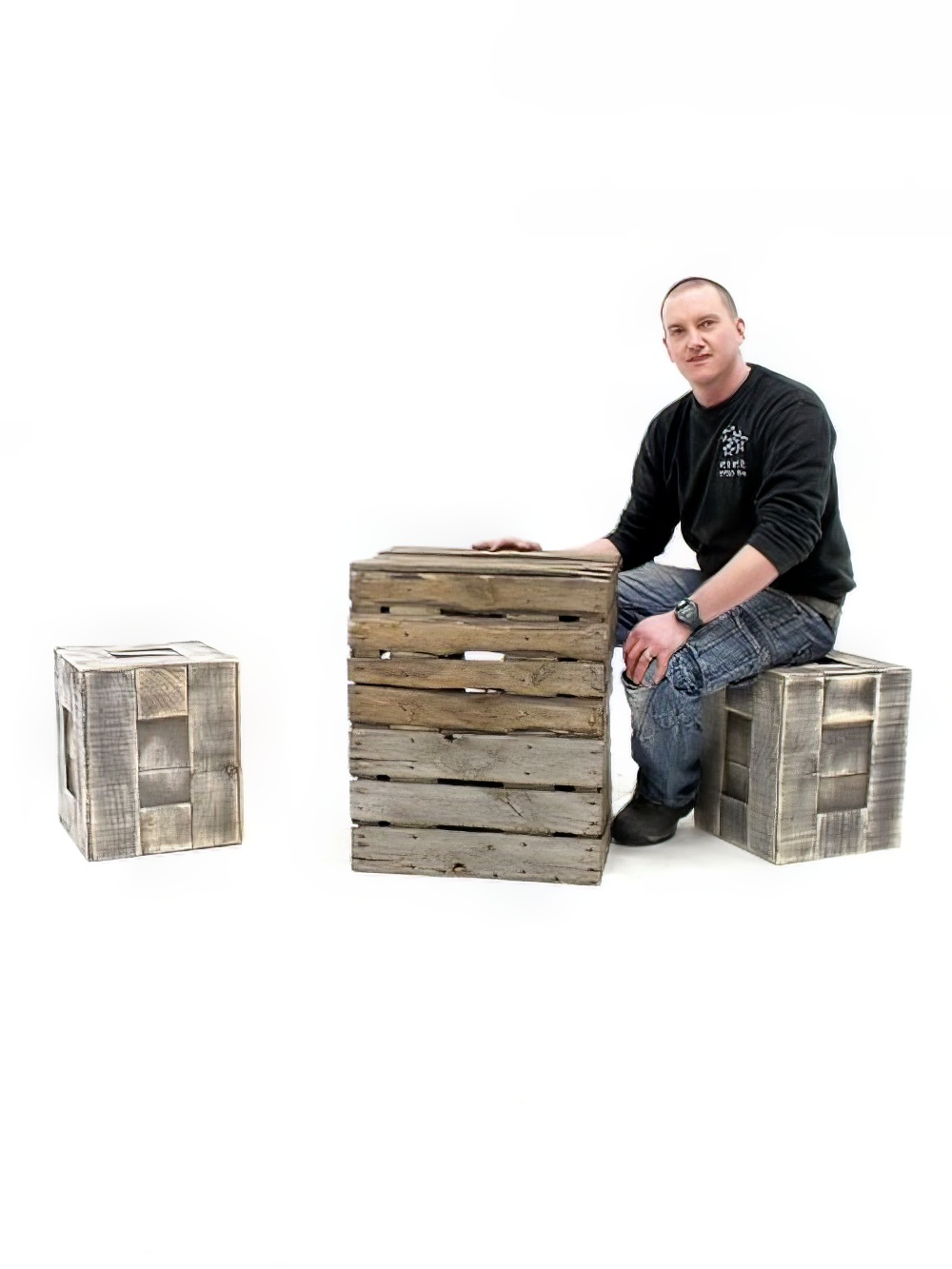 SN2055_SN2047_Rustic_crateand_amp_Rustic_crate_side_table_event_prop_hire_0077_DD688_copy_optimised