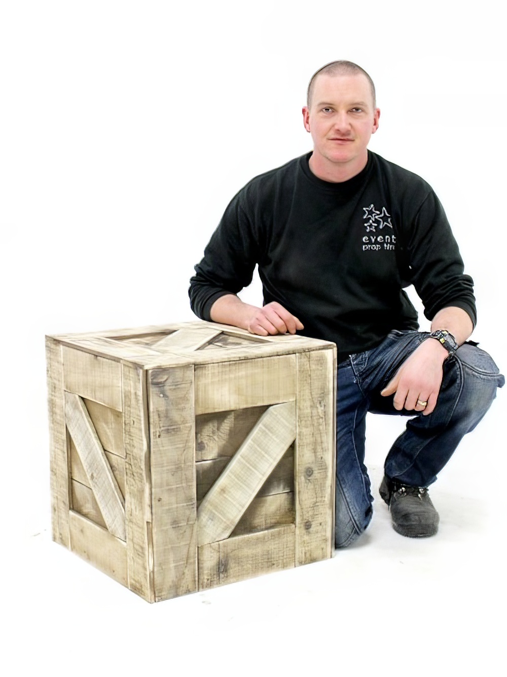 SN2056_Rustic_Crate_-_Medium_event_prop_hire_0017_DD618_copy_optimised