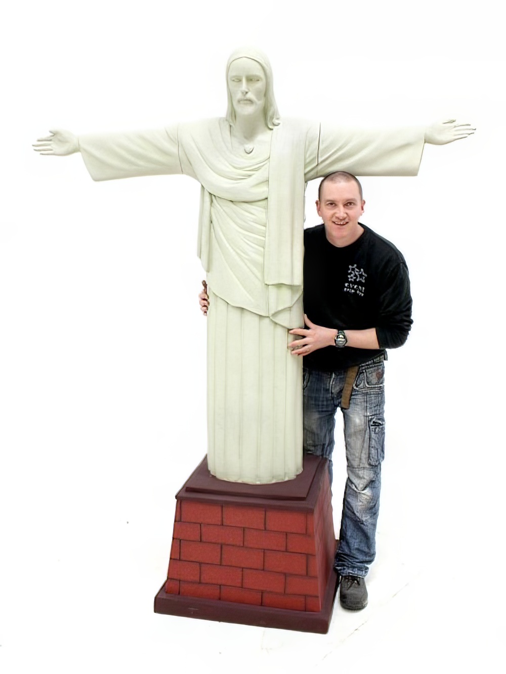 SN2064_Christ_the_redeemer_-_brick_base_event_prop_hire_0003_DD725_copy_optimised