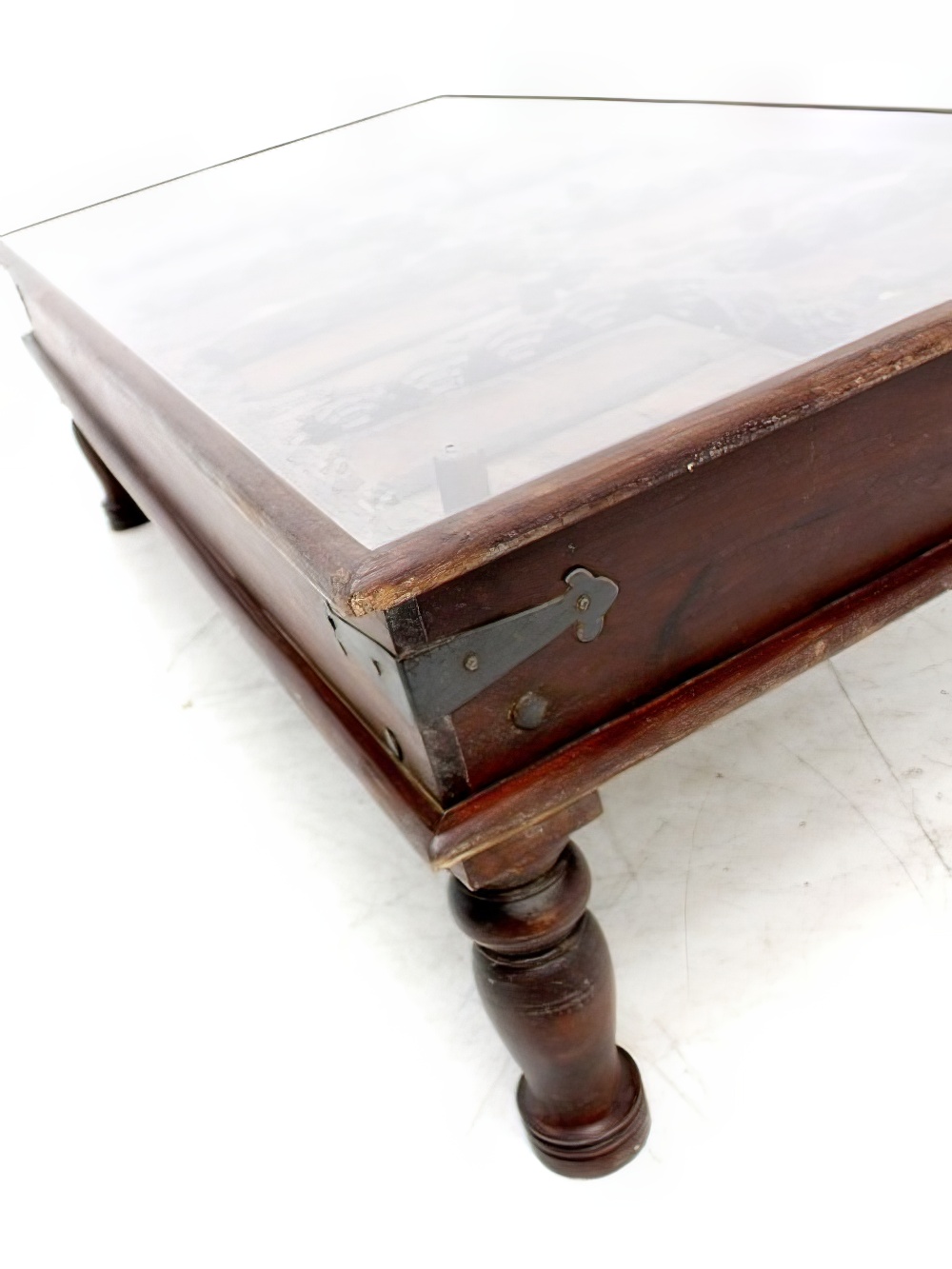 SN2203_Rustic_Indian_Door_Table_event_prop_hire_0018_DD862_optimised