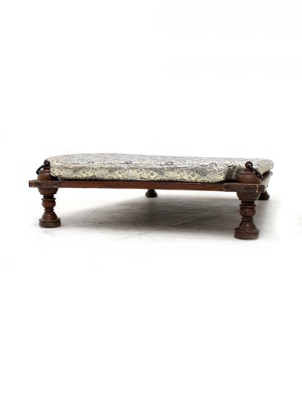 SN2204_Rustic_Indian_Bench_event_prop_hire_0041SW_327_copy_optimised