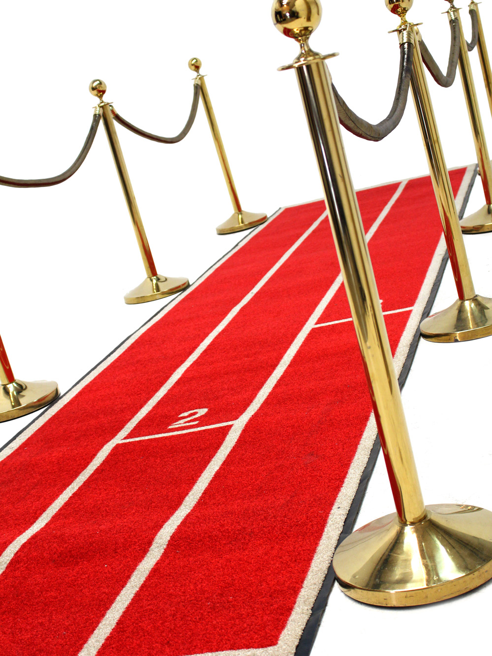 SN2263_Runing_Tracj_Walkway_with_Gold_stanchions_and_ropes_event_prop_hire_0090SW_429_copy_optimised