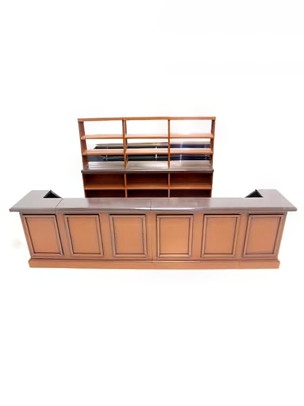 SN2375_45m_modular_wooden_bar_with_back_bars_event_prop_hire_0007_DDOPT_2_015026_copy_optimised
