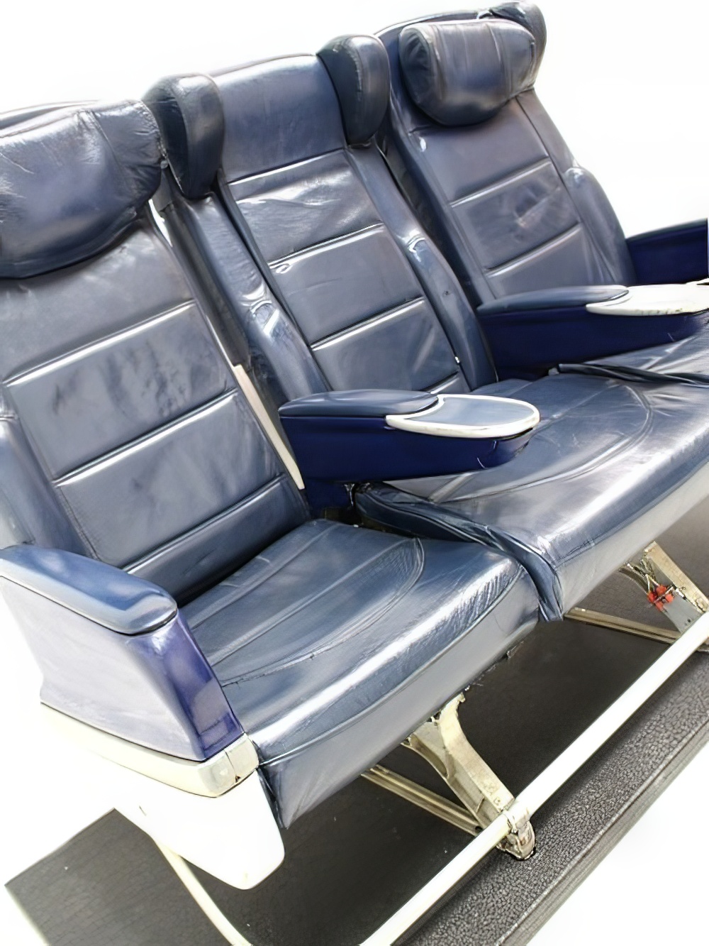 SN2435_Airplane_Seats_3_Leather_event_prop_hire_0017IMG_3704_copy