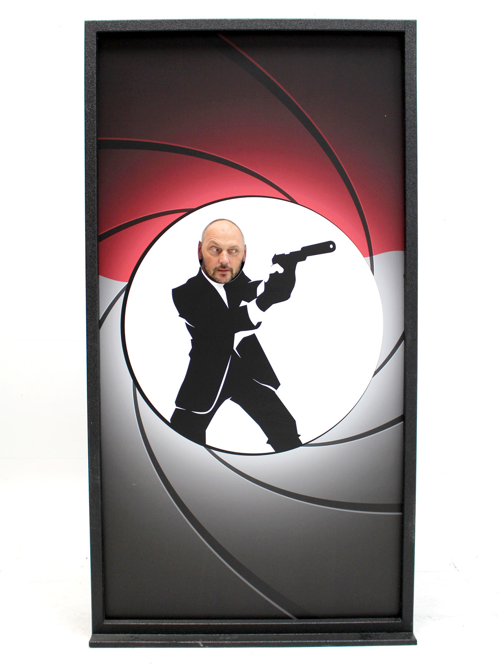SN2599_Gun_Barrel_Peep_Thru_event_prop_hire_0025IMG_6468_copy_optimised