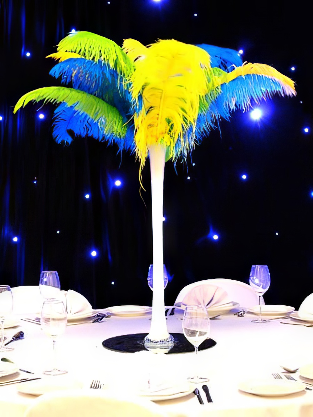 SN2781_Rio_-_Green_Yellowand_amp_Cyan_Feather_Display_in_White_Lily_Vase_event_prop_hire_0017_Rio_-_Green_Yellowand_amp_Cyan_event_prop_hire_0121IMG_5369_copy