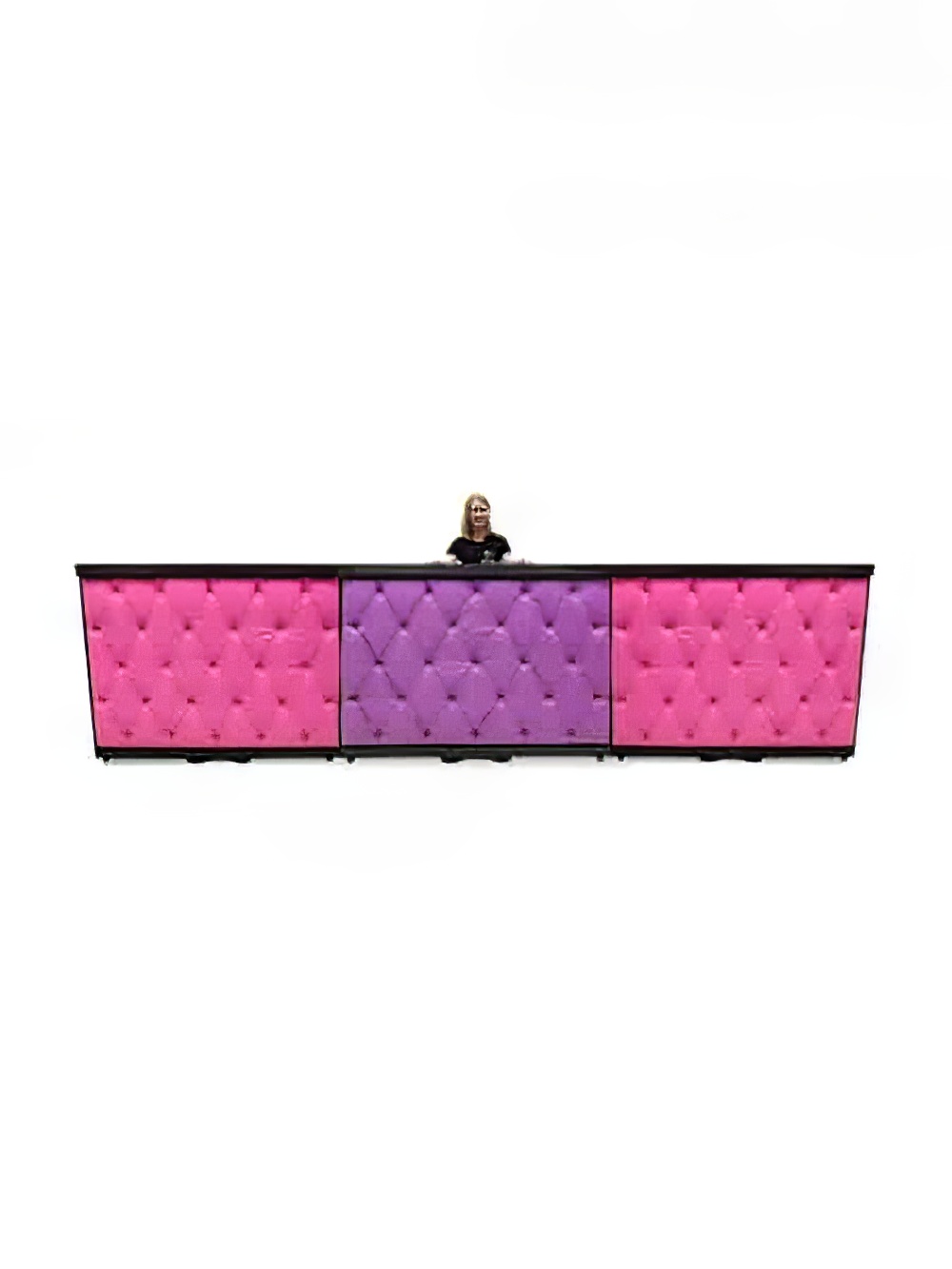 SN3380_Pinkand_amp_Purple_Chesterfield_Bar_event_prop_hire_0003Chesterfield_Pink_Alternate_x3