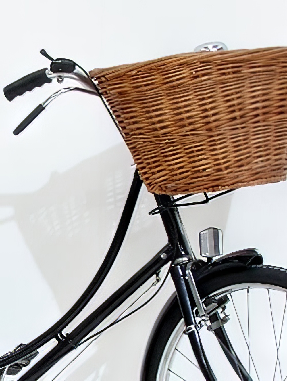 vintage_bike_basket_prop_04.jpg