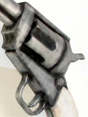 20070416104650_20070413122826_Revolver-Close-(Small)