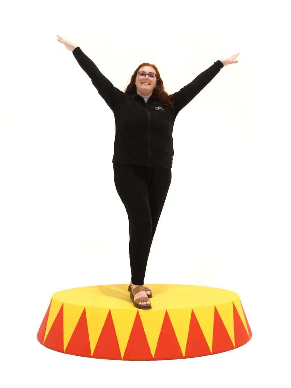 CIR40_Oval Circus Plinth_event_prop_hire_EPH_Creative_555._optimised
