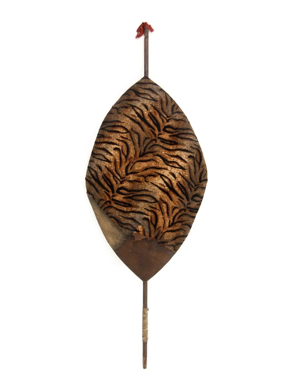 JGL08_Tribal Shield Medium_event_prop_hire_EPH_Creative_1 copy