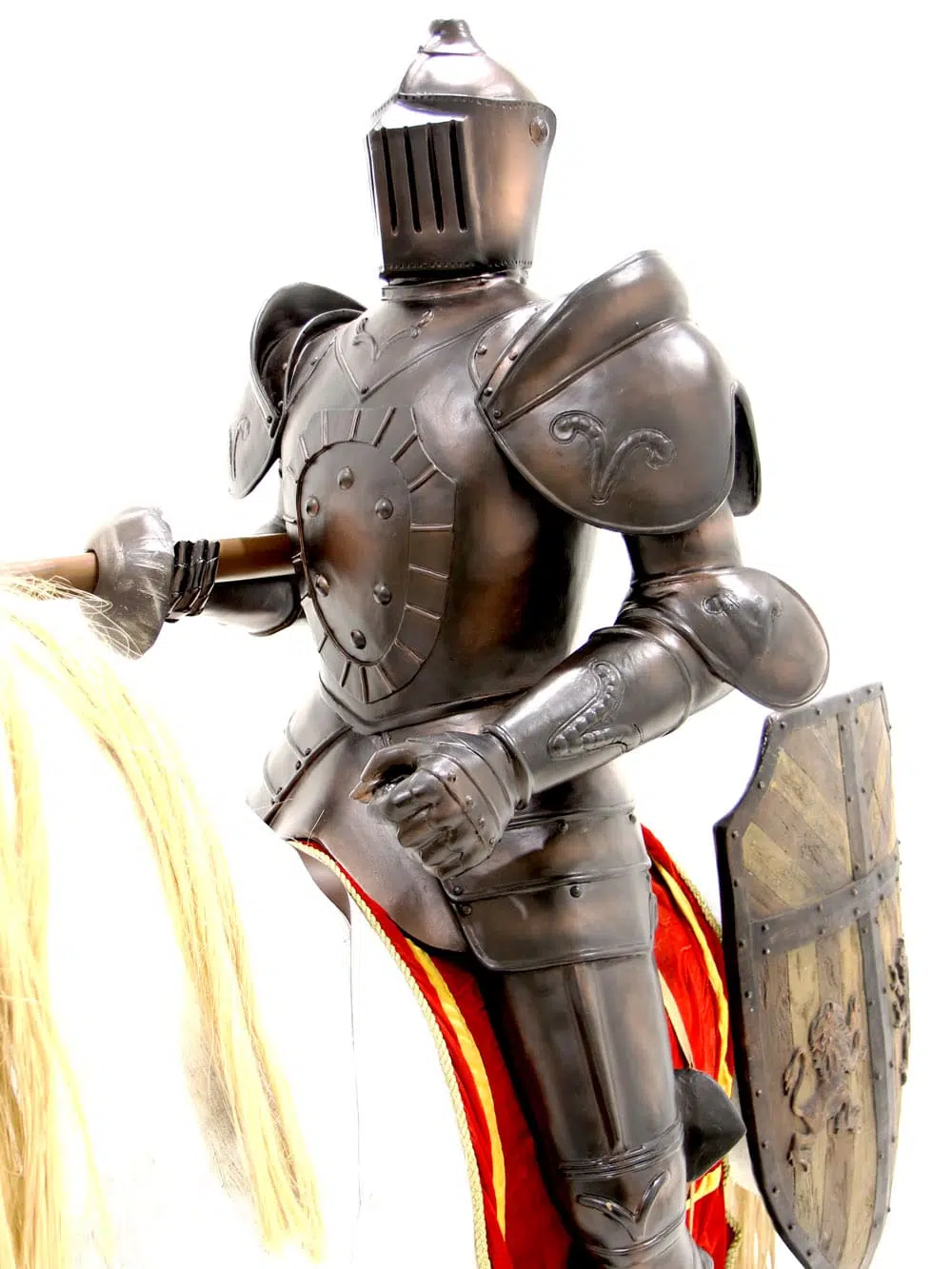 MDL02_Life-size Knight on Horseback_071
