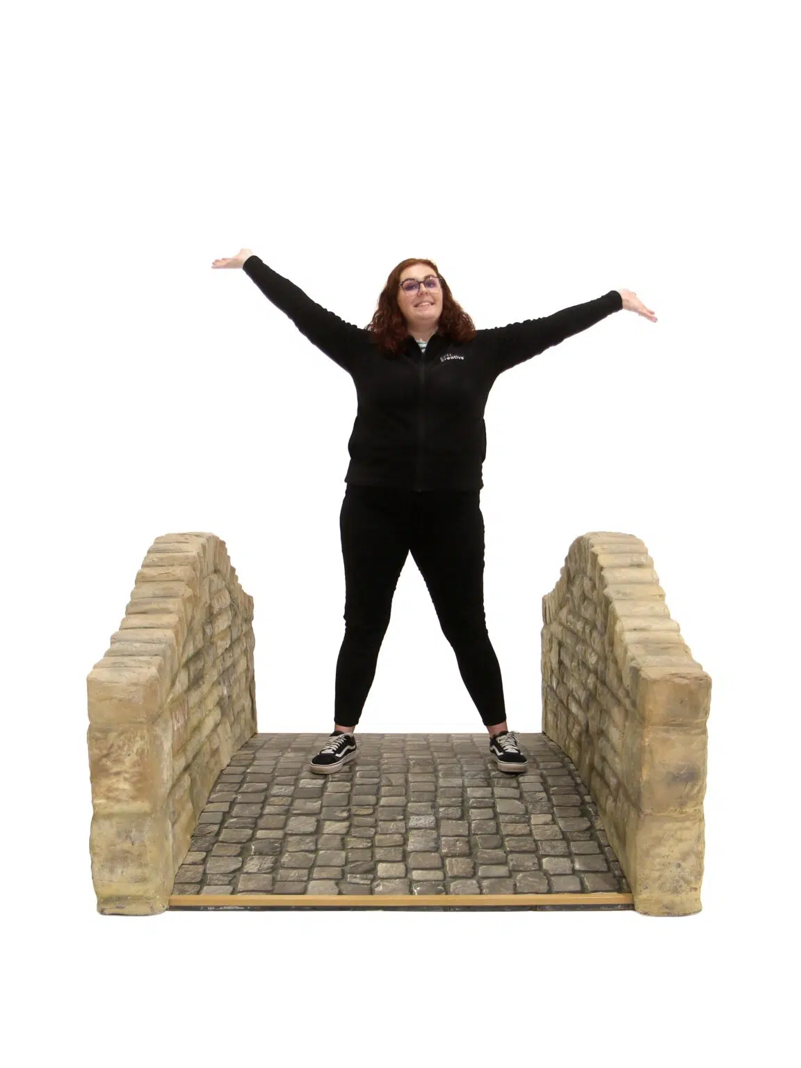 SCN181 _Small Stone Effect Bridge_event_prop_hire_EPH_Creative_4 copy_optimised