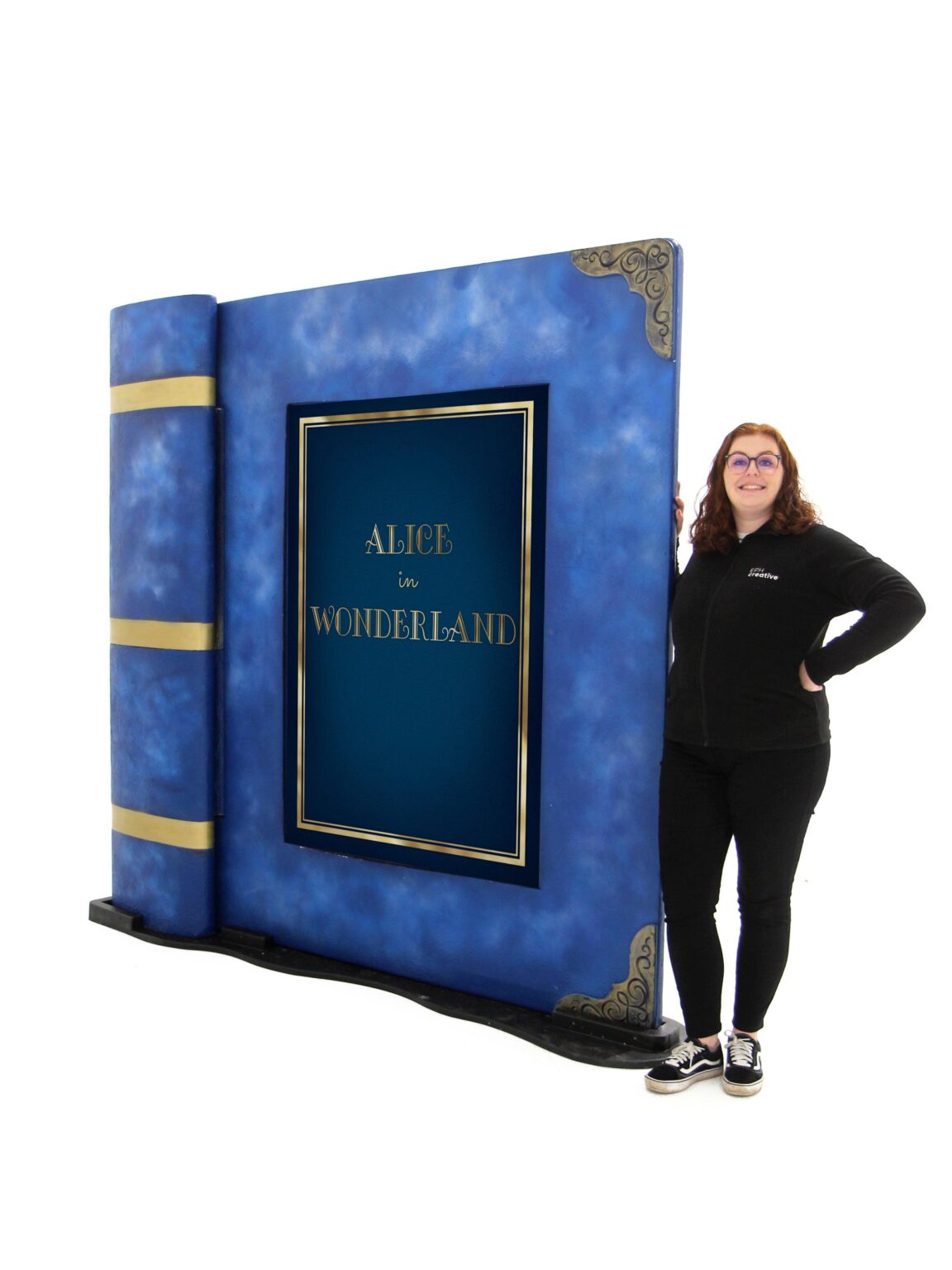 SN1335_Fairytale Book Entranceway_event_prop_hire_EPH_Creative_9_